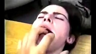 son forced lick to mom