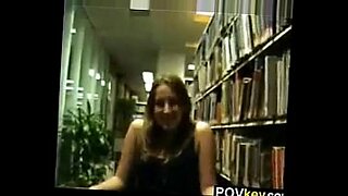fodendo a loira burra na biblioteca www arquivosexual com