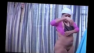indian kiss and boob press