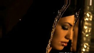 bicht-lesbians-ass-liking-xvideos