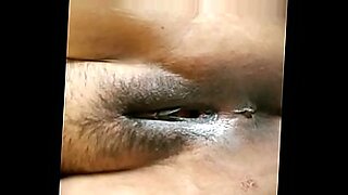 videos-de-sexo-tetona-amamantando-y-follando