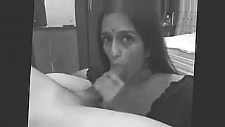 indian bangalore girl sex videos with loud moanings