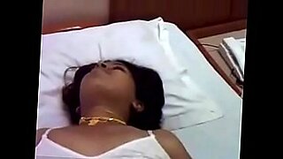 indian deshi aunty enjoying with young one full videos