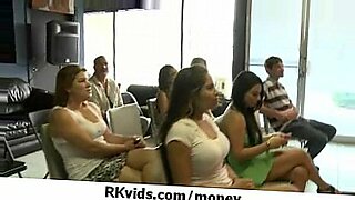salieri-xxx-com-peludas-oficinas-maridos
