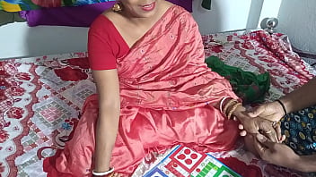 tamil aunty saree 3gp video free downlode