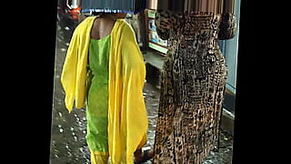 naked-woman-walking-xhamster
