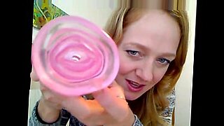 horny-mom-dp-xhamster
