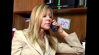 videos-coleccion-de-transexuales-tragando-semen