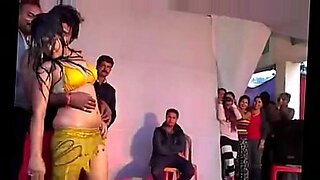 pakistan naked dance video