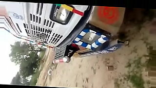 jovencita-follada-por-tres-viejos-corrida-interna