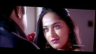 indian actress anushka shetty sex seen