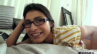 mia khalifa very short video