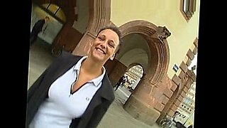 porno-see-more-culonas-y-tetonas-follando-lisa