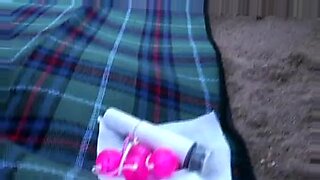 video-porno-de-una-rubia-con-vestido-azul
