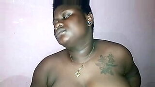 porno-mama-e-hijo-dormido