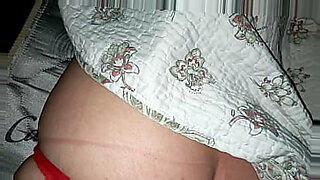 young girl squirts on webcam