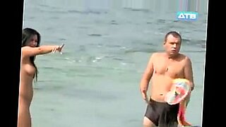 nuscled-old-men-posing-naked-outside-free-gay-videos