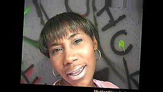 dark-girl-striptease-masturbation