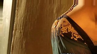 koreana-sorpernde-su-hijo-pajeandose-video-porno