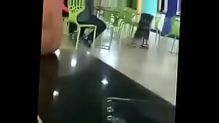 oliendo-culos-porno-gay