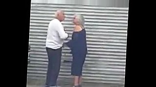 mature oldwoman 60 yrs old squirting on cock