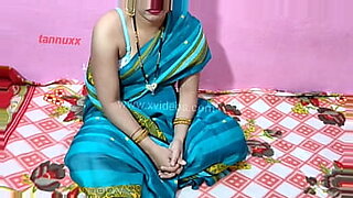 indian beautiful aunty lesbian