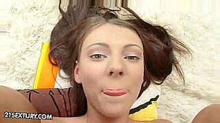 anal-dormida-creampie