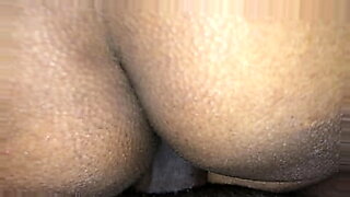 5-hombres-y-1-mujer-asiendo-un-video-porno-espanol