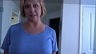 stepson secret forcly fuking stepmom while busy