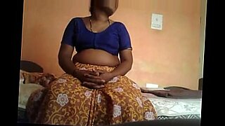 indian deshi aunty enjoying with young one full videos