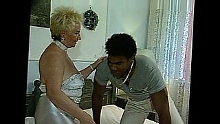 sexo-con-mi-tia-madura-real