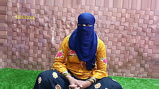 video porno tante hijab mesum d dalam mobil hot new