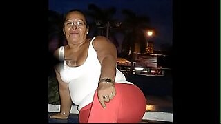 porno venezolano con facial gets milf massage