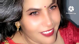esposas-viejas-de-tetas-grandes-naturales-reciben-semen-a-chorros