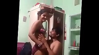 real daughter convinces mother to have lesbian sex