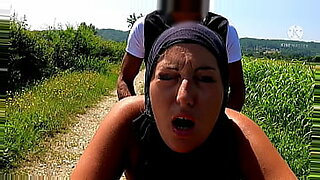 xxx fucking video girls moud