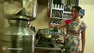 casero-entrega-toda-l-cola-anal-casero-amateur