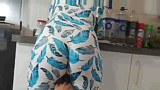 video sexs mom and son kitchen