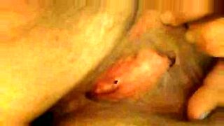 seachmom mastrubate on hidden cam