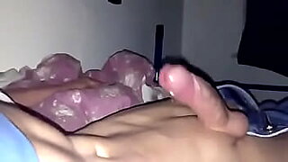 cum inmom pussy load son