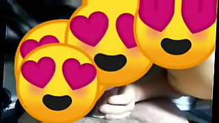 novia coje en el choche con su novio porno