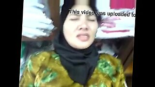 jilbab milk boobs