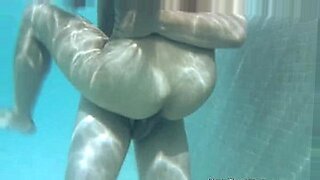 housewife-solo-masturbation
