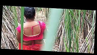 jovencita-solita-en-casa-porn