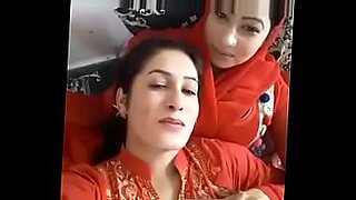 blowjob by indian girls in car