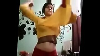 arab girls sucking cock video