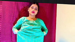 desi wife fucking hard with boy