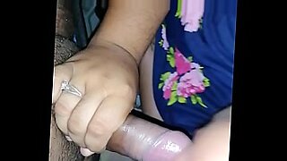 llenando d leche la concha de mi amiga