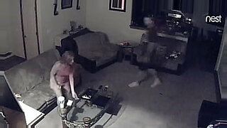 brezzer fuck mom in kitchen room