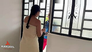 latina-de-compras-sin-ropa-interior-xxx